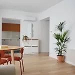 아파트 Orange I One Bedroom I One Cotroceni Park 부쿠레슈티