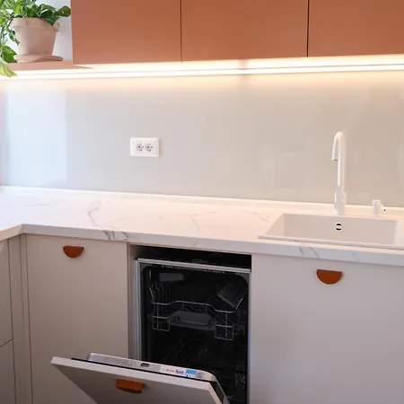 Orange I One Bedroom I One Cotroceni Park Апартаменты