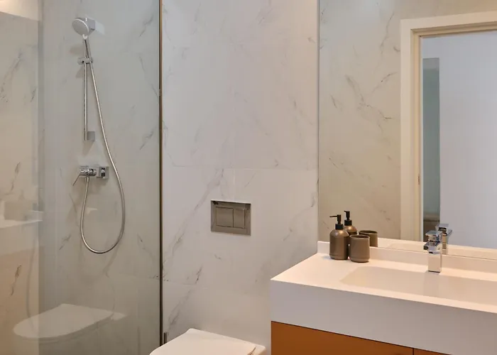 Orange I One Bedroom I One Cotroceni Park アパート