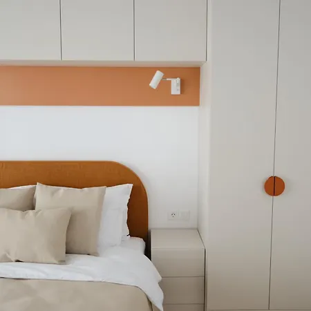 Orange I One Bedroom I One Cotroceni Park *